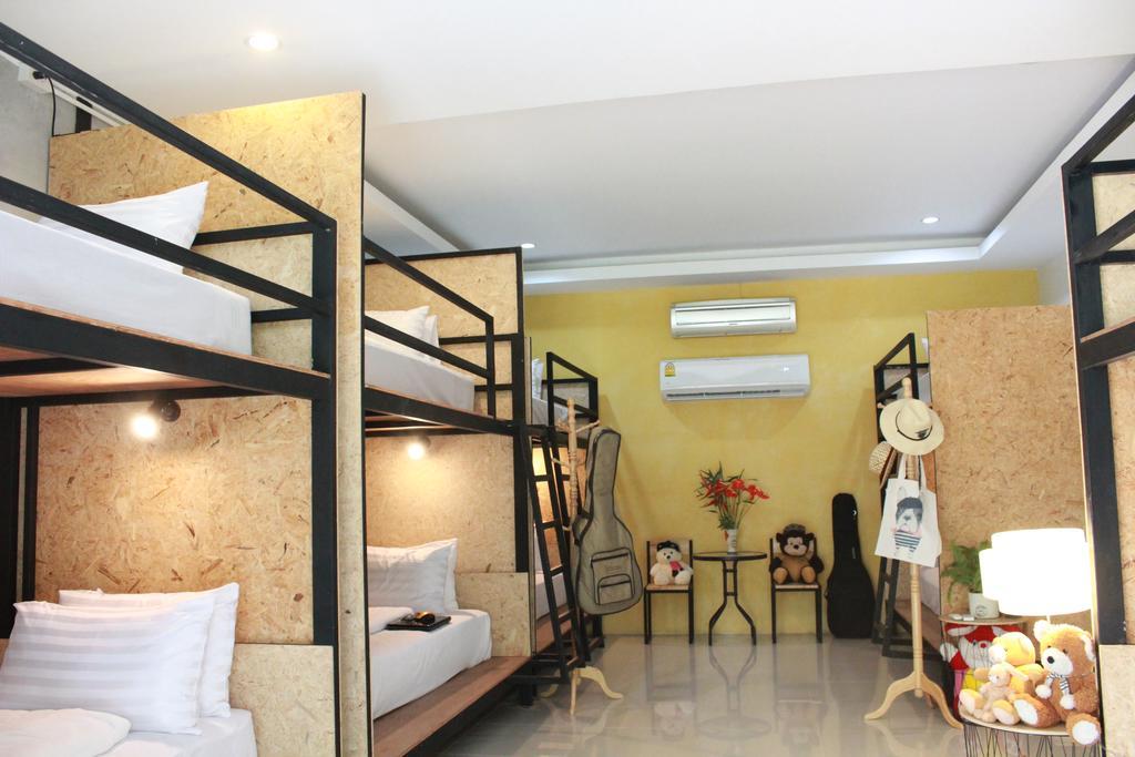Hotel Eat N Sleep Phuket Exterior foto